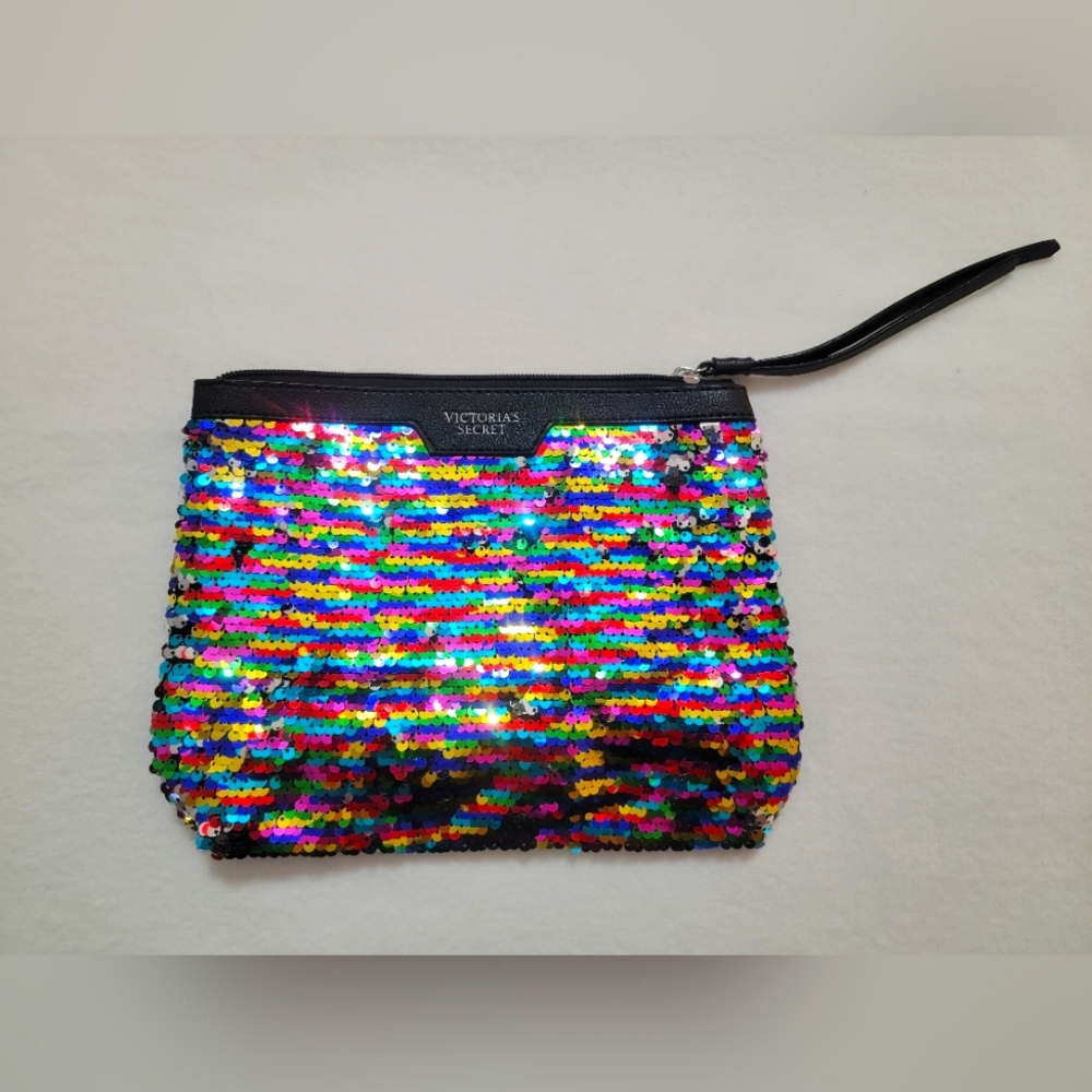 NWOT Victoria's Secret Zippered Clutch Sequined Purse